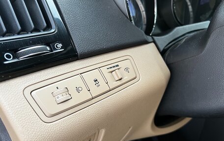 Hyundai Sonata VI, 2011 год, 960 000 рублей, 20 фотография