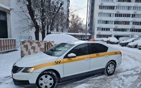 Skoda Octavia, 2017 год, 650 000 рублей, 2 фотография