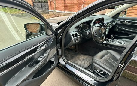 BMW 7 серия, 2018 год, 2 970 000 рублей, 5 фотография