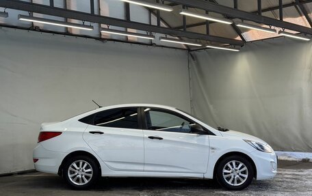 Hyundai Solaris II рестайлинг, 2013 год, 830 000 рублей, 10 фотография