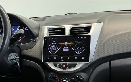 Hyundai Solaris II рестайлинг, 2013 год, 830 000 рублей, 17 фотография