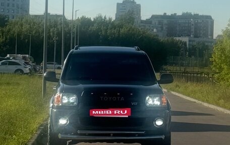 Toyota Sequoia II рестайлинг, 2005 год, 1 850 000 рублей, 15 фотография