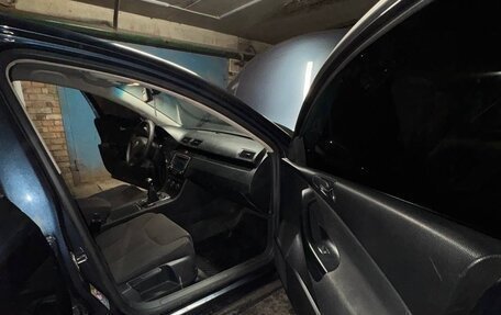 Volkswagen Passat B6, 2008 год, 650 000 рублей, 8 фотография