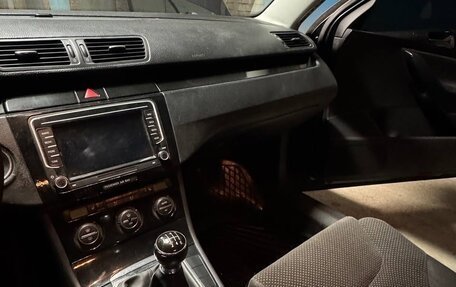 Volkswagen Passat B6, 2008 год, 650 000 рублей, 14 фотография