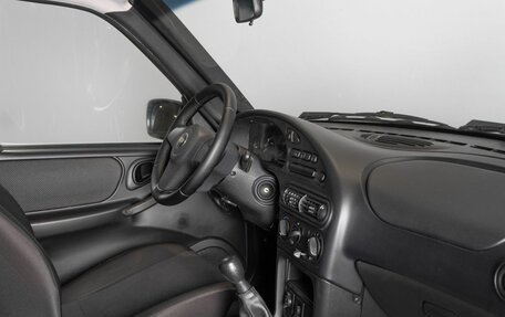 Chevrolet Niva I рестайлинг, 2018 год, 720 000 рублей, 7 фотография