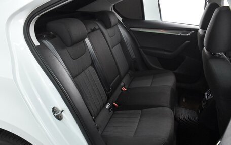 Skoda Octavia, 2017 год, 1 999 000 рублей, 7 фотография