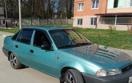 Daewoo Nexia I рестайлинг, 1999 год, 140 000 рублей, 1 фотография