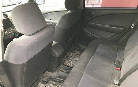 Mitsubishi Outlander III рестайлинг 3, 2002 год, 550 000 рублей, 7 фотография