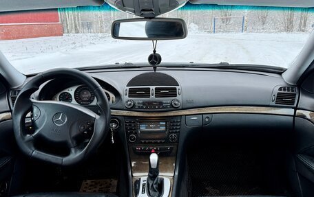 Mercedes-Benz E-Класс, 2003 год, 950 000 рублей, 7 фотография