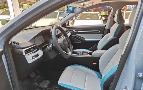 Geely Emgrand, 2023 год, 920 000 рублей, 10 фотография