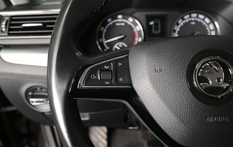 Skoda Superb III рестайлинг, 2019 год, 2 294 000 рублей, 18 фотография