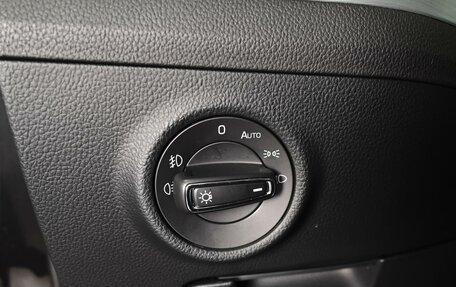 Skoda Superb III рестайлинг, 2019 год, 2 294 000 рублей, 22 фотография