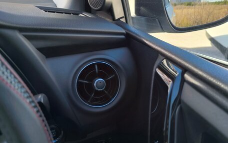 Toyota Auris II, 2016 год, 1 550 000 рублей, 11 фотография