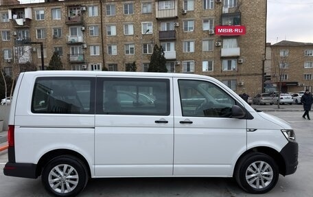 Volkswagen Transporter T6 рестайлинг, 2019 год, 4 100 000 рублей, 9 фотография