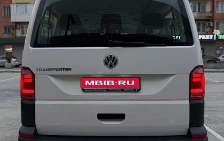 Volkswagen Transporter T6 рестайлинг, 2019 год, 4 100 000 рублей, 5 фотография