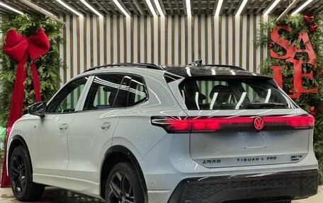 Volkswagen Tiguan, 2025 год, 4 665 000 рублей, 6 фотография