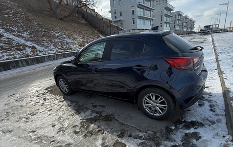 Mazda Demio IV, 2015 год, 875 000 рублей, 4 фотография
