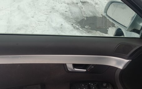 Audi A4, 2006 год, 780 000 рублей, 15 фотография