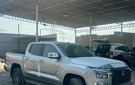 Mitsubishi L200, 2025 год, 4 950 000 рублей, 10 фотография