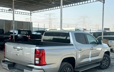 Mitsubishi L200, 2025 год, 4 950 000 рублей, 11 фотография