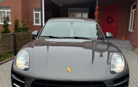 Porsche Macan I рестайлинг, 2014 год, 2 700 000 рублей, 2 фотография