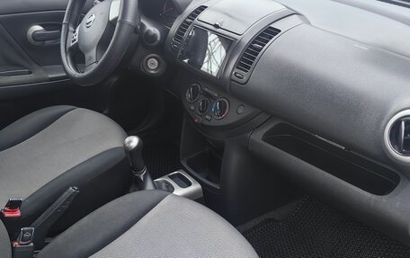 Nissan Note II рестайлинг, 2011 год, 650 000 рублей, 2 фотография