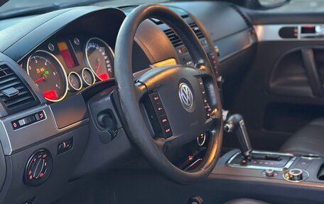 Volkswagen Touareg III, 2006 год, 950 000 рублей, 21 фотография