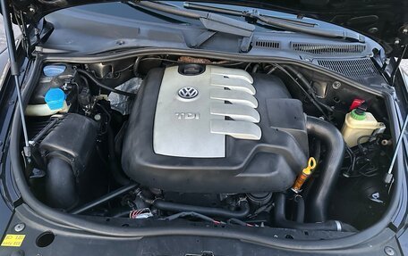 Volkswagen Touareg III, 2006 год, 950 000 рублей, 24 фотография