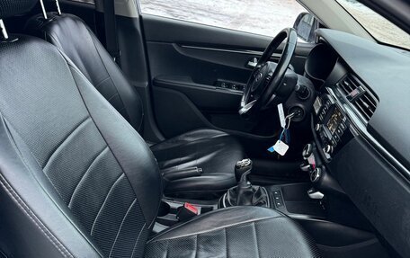 KIA Rio IV, 2017 год, 999 000 рублей, 14 фотография