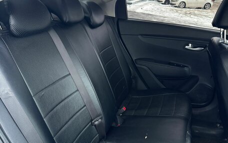 KIA Rio IV, 2017 год, 999 000 рублей, 18 фотография