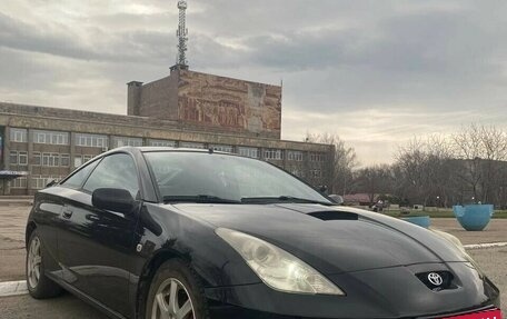 Toyota Celica VII рестайлинг, 2001 год, 699 999 рублей, 1 фотография