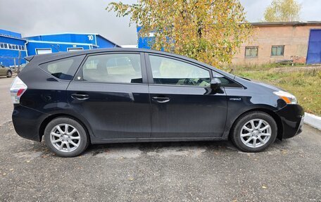 Toyota Prius v (+) I (ZVW40/41) рестайлинг, 2014 год, 1 590 000 рублей, 3 фотография