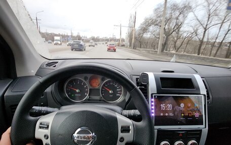 Nissan X-Trail, 2010 год, 830 000 рублей, 2 фотография