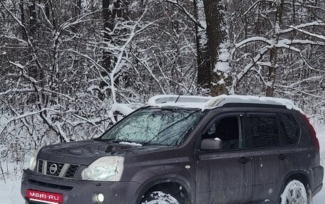 Nissan X-Trail, 2010 год, 830 000 рублей, 3 фотография