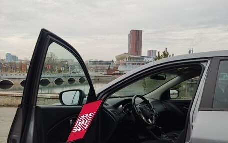 Hyundai ix35 I рестайлинг, 2014 год, 1 300 000 рублей, 5 фотография