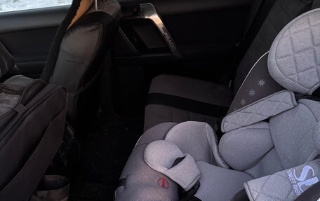 Toyota Land Cruiser Prado 150 рестайлинг 2, 2018 год, 4 500 000 рублей, 2 фотография