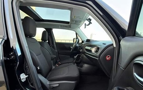 Jeep Renegade I рестайлинг, 2017 год, 1 590 000 рублей, 13 фотография