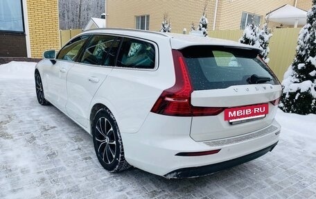 Volvo V60 II, 2018 год, 2 090 000 рублей, 6 фотография