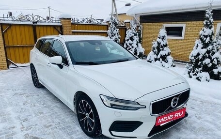 Volvo V60 II, 2018 год, 2 090 000 рублей, 3 фотография