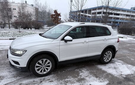 Volkswagen Tiguan II, 2018 год, 2 290 000 рублей, 9 фотография