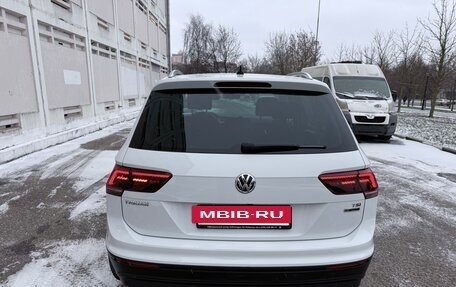 Volkswagen Tiguan II, 2018 год, 2 290 000 рублей, 6 фотография