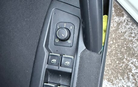 Volkswagen Tiguan II, 2018 год, 2 290 000 рублей, 22 фотография