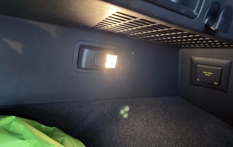 Volkswagen Tiguan II, 2018 год, 2 290 000 рублей, 19 фотография