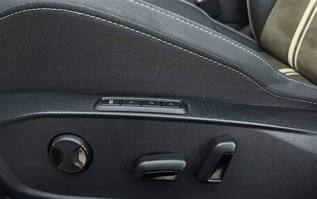 Volkswagen Golf VIII, 2022 год, 2 050 000 рублей, 11 фотография