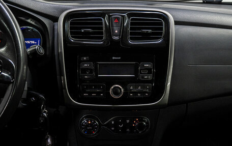 Renault Sandero II рестайлинг, 2017 год, 859 000 рублей, 21 фотография