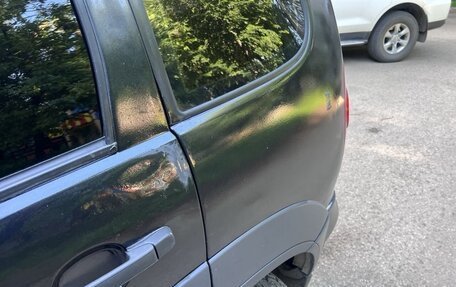 Chevrolet Niva I рестайлинг, 2010 год, 350 000 рублей, 5 фотография