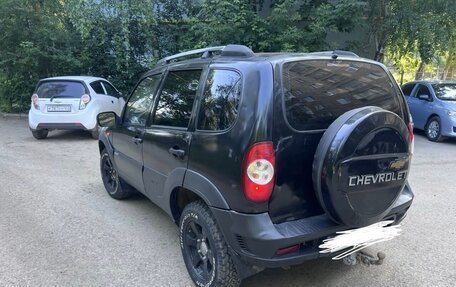 Chevrolet Niva I рестайлинг, 2010 год, 350 000 рублей, 4 фотография