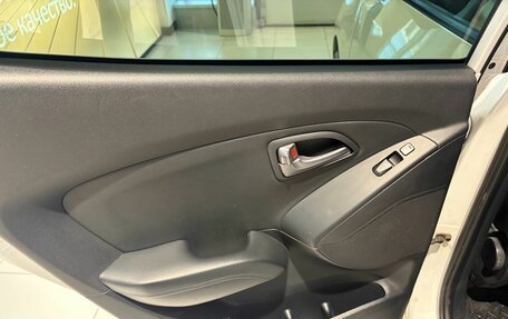 Hyundai ix35 I рестайлинг, 2013 год, 1 419 000 рублей, 10 фотография