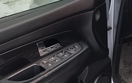 SsangYong Rexton III, 2010 год, 950 000 рублей, 4 фотография