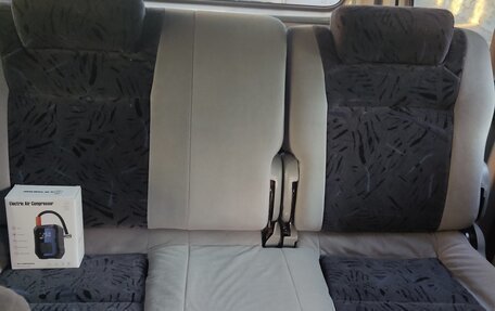 Mazda Bongo Friendee i рестайлинг, 2002 год, 650 000 рублей, 3 фотография